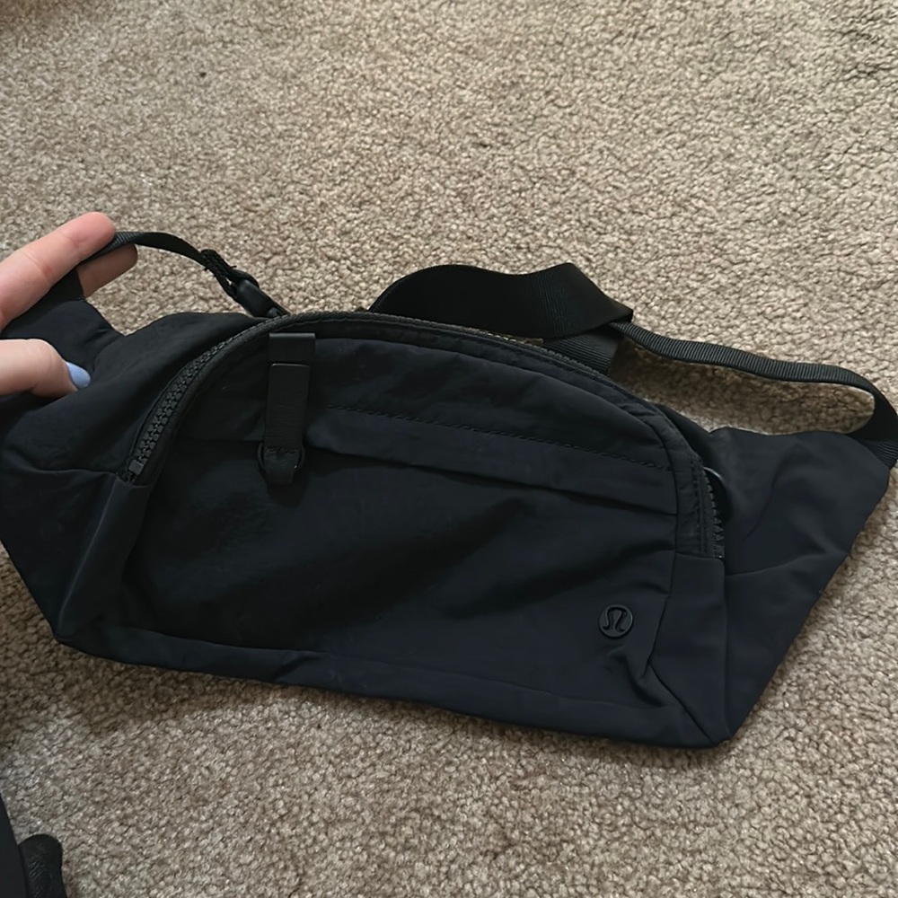 Lululemon belt bag